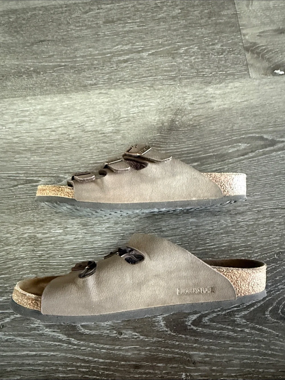 Birkenstock florida leather 3 strap sandals kids, size 33